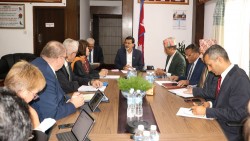 अर्थमन्त्री र विश्व बैंकका प्रबन्ध निर्देशकबीच शिष्टाचार भेट